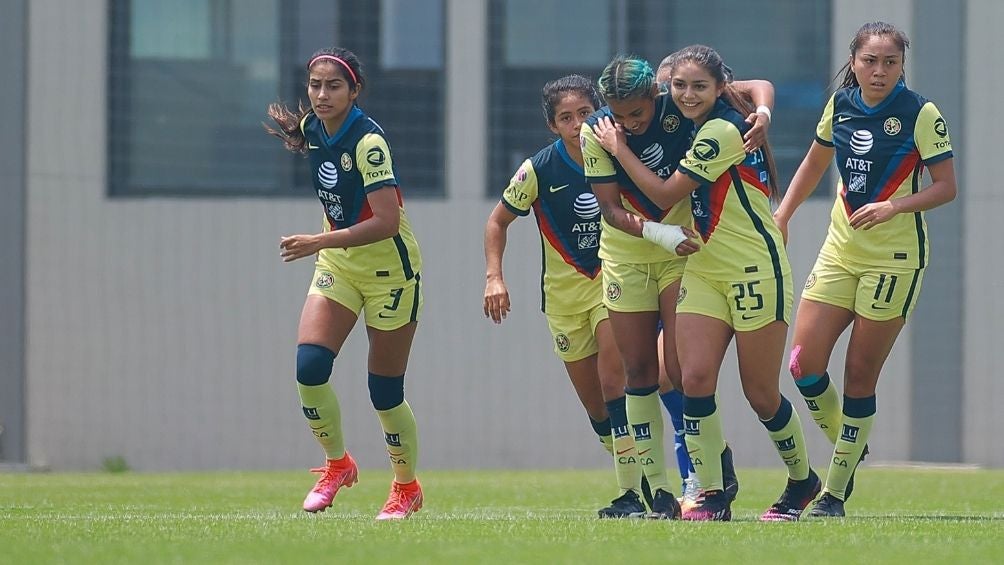 América presentó su uniforme de local