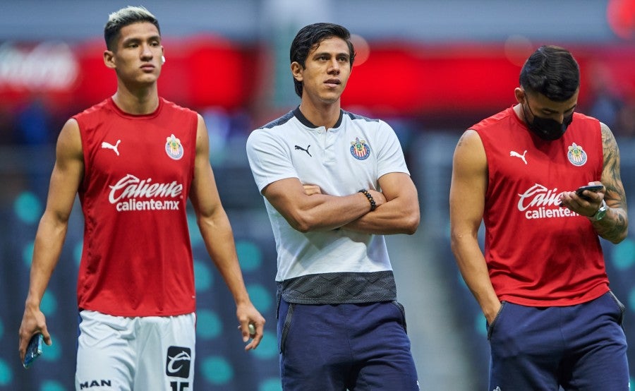 Antuna, José Juan Macías y Alexis Vega previo a juego de Chivas