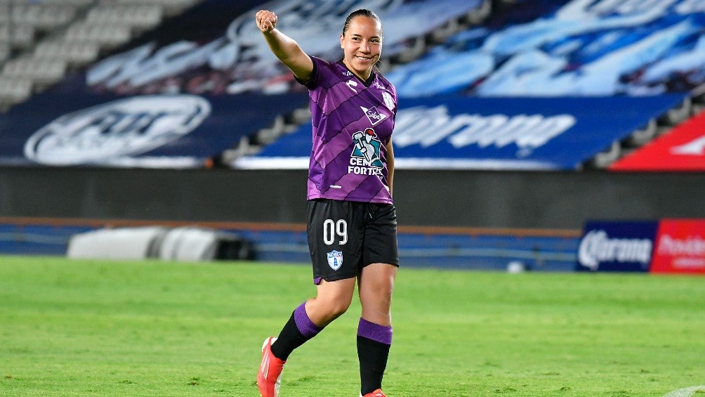 Charlyn Corral: 'Estoy impresionada con lo que vive una jugadora profesional en México'