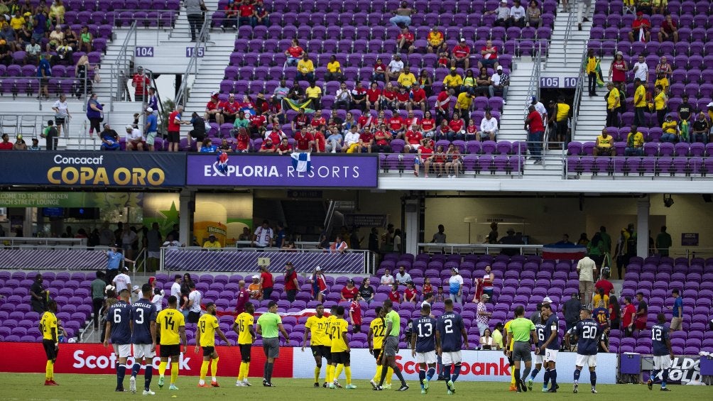 El Costa Rica vs Jamaica fue suspendido por mal clima