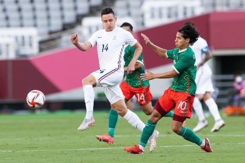 Florian Thauvin en acción ante México