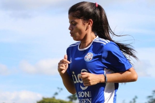 Dahiana Bogarín durante entrenamiento