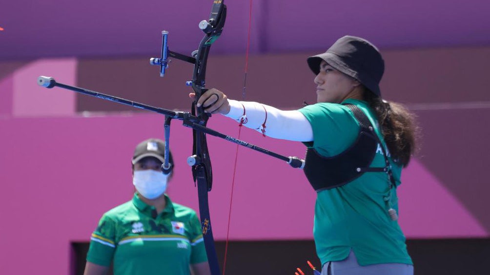 Alejandra Valencia, en acción en el campo de Tiro Yumenoshima 