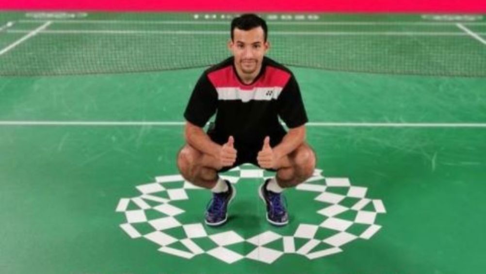 Lino Muñoz en su debut en bádminton