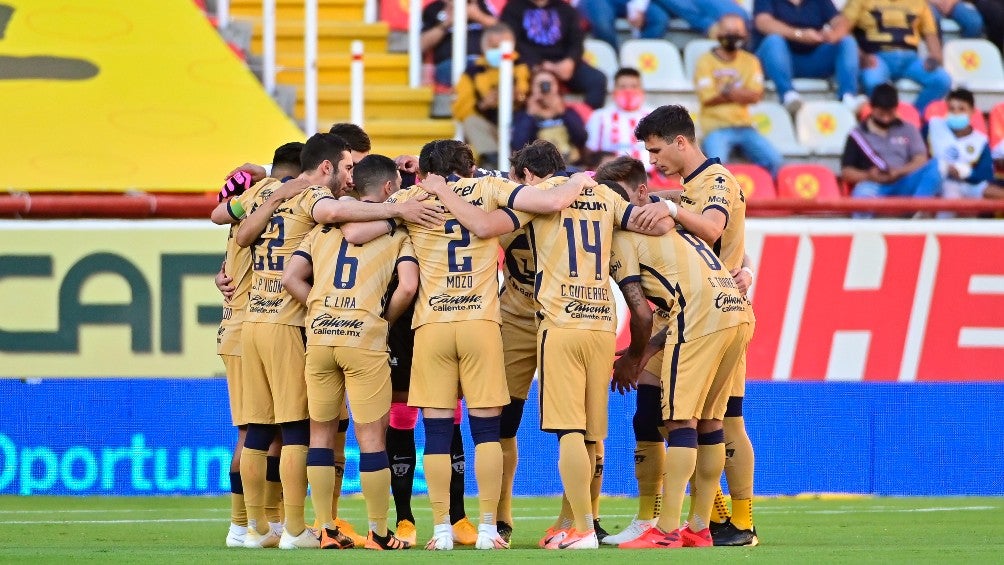 Jugadores de Pumas previo a un partido