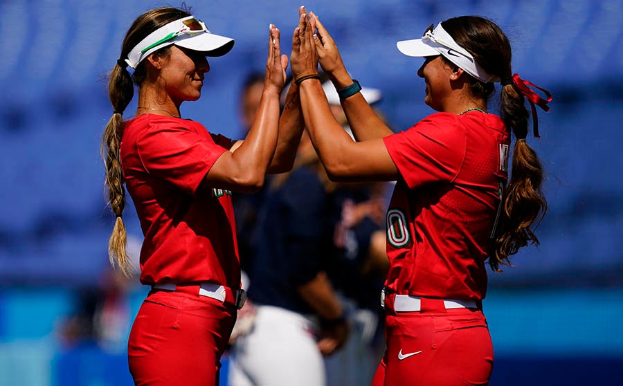 Sydney Romero y Nicole Rangel en juego ante Estados Unidos