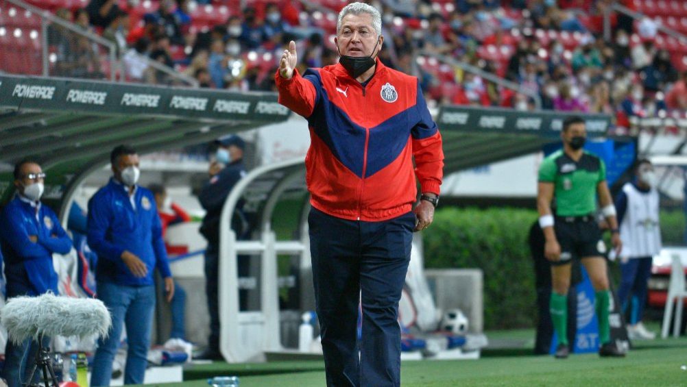 Víctor Manuel Vucetich, técnico de Chivas