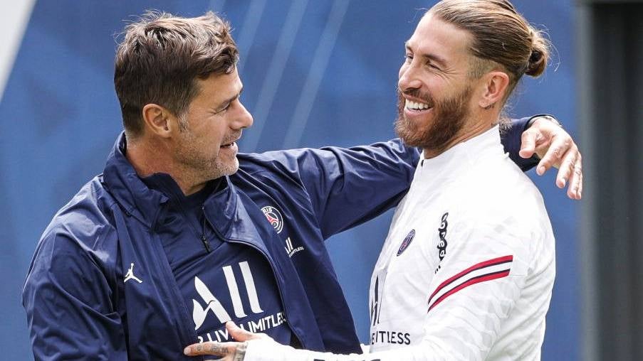 Pochettino y Sergio Ramos en sus primeros entrenamientos juntos en el PSG