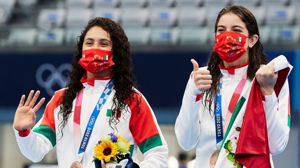 Gaby Agúndez junto a Alejandra Orozco