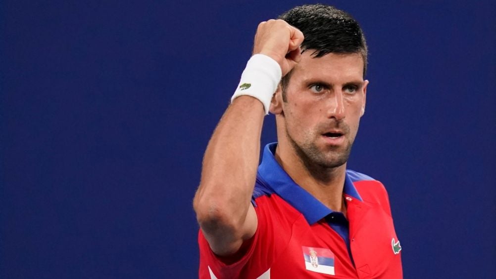 Novak Djokovic en el juego de tenis mixto