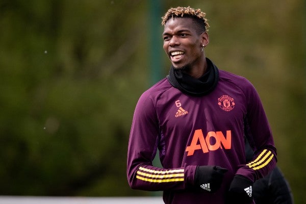 Paul Pogba durante entrenamiento con el Manchester United