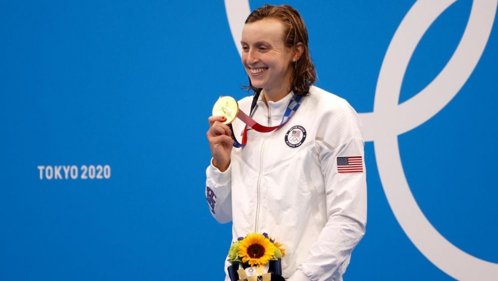 Katie Ledecky en festejo