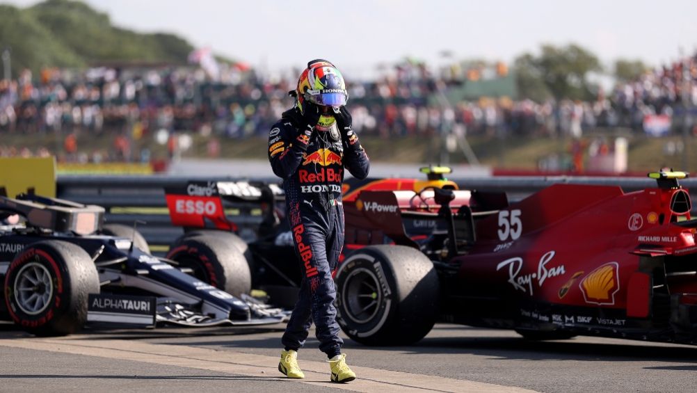 Checo Pérez en el Gran Premio de Gran Bretaña