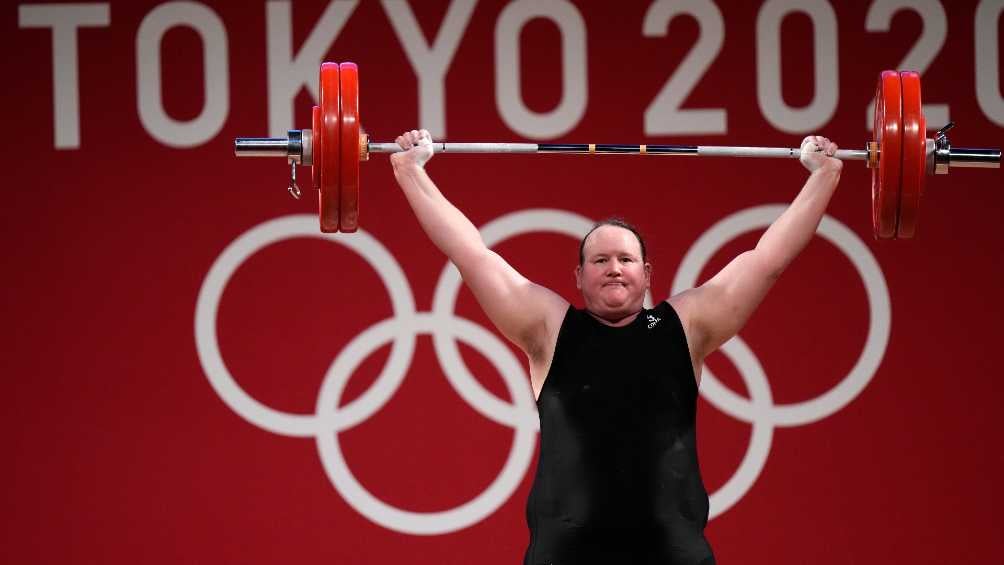 Laurel Hubbard: La primer mujer transgénero eliminada de Tokio 2020