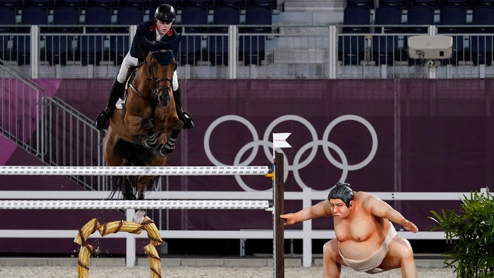 El jinete británico Harry Charles en acción durante Tokio 2020