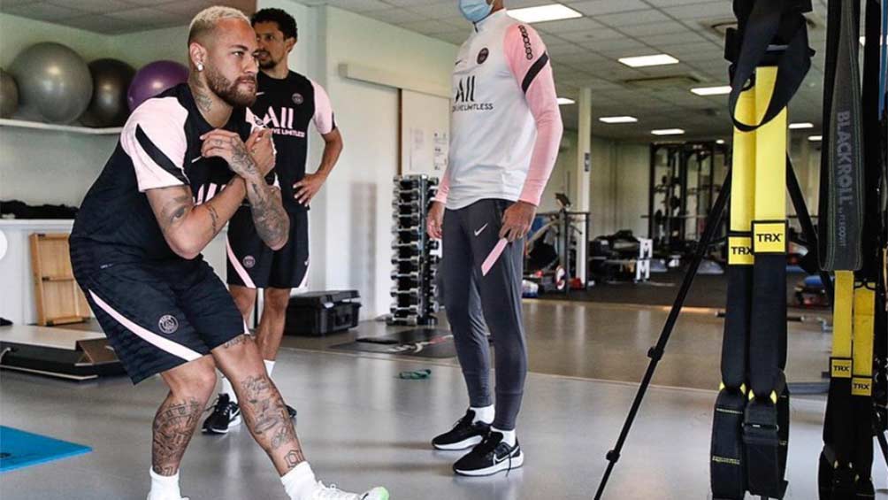 Neymar en los entrenamientos del PSG