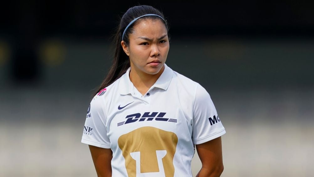 Akemi Yokoyama previo a un partido de los Pumas