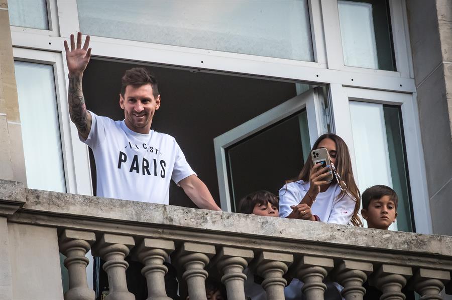 El argentino a su llegada a París