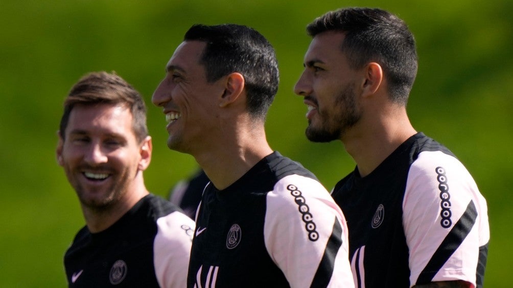 Messi, Di María y Paredes durante entrenamiento del PSG