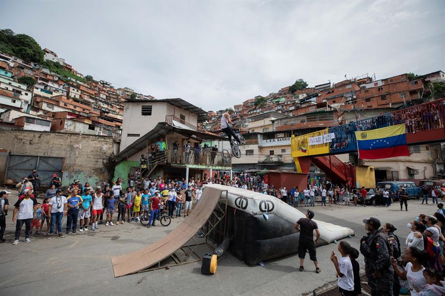 Exhibición de BMX freestyle en Caracas