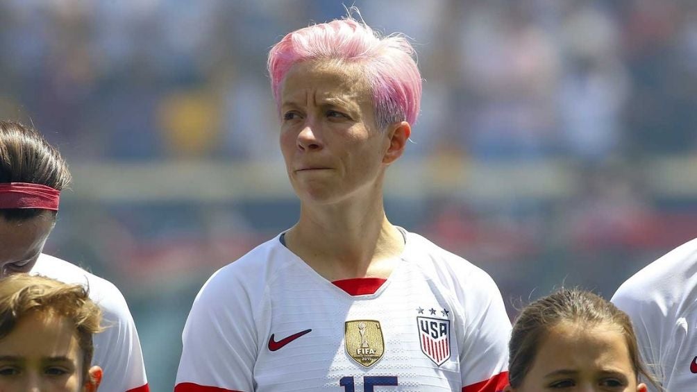 Rapinoe en un partido con EEUU