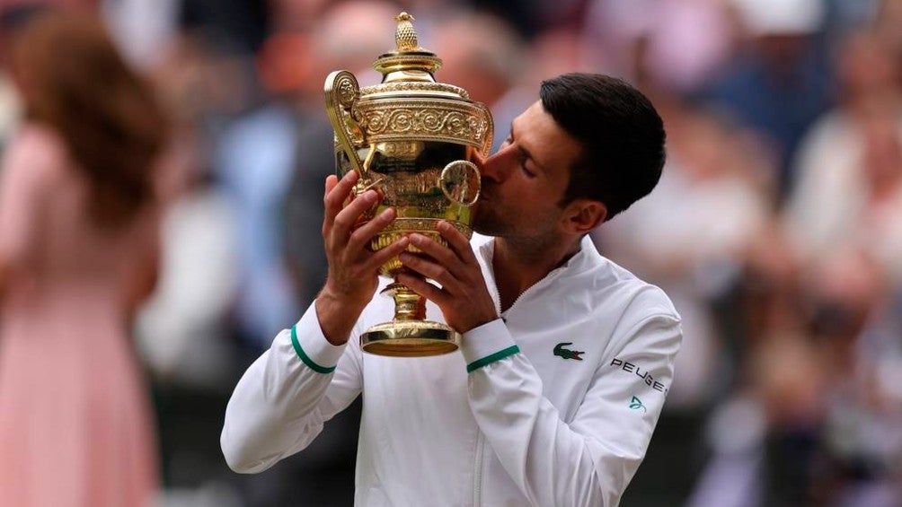 Padre de Novak Djokovic reclamó a Wimbledon no poder ver a su hijo durante el torneo