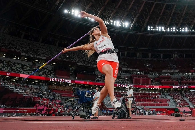 María Andrejczyk en acción en Tokio 2020