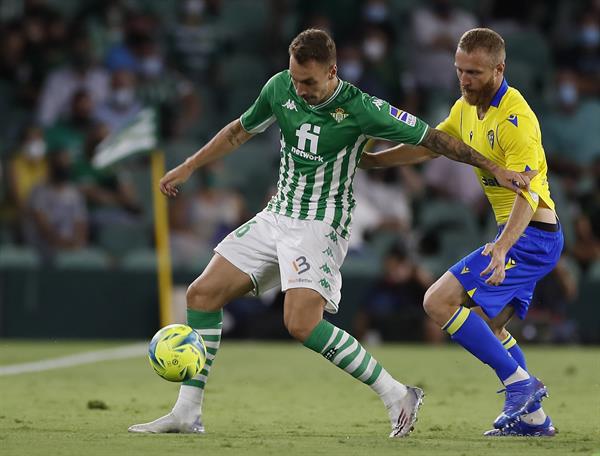 Betis y Cádiz repartieron unidades 