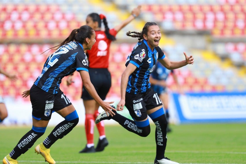 Jaquelín García tras anotar gol con Querétaro