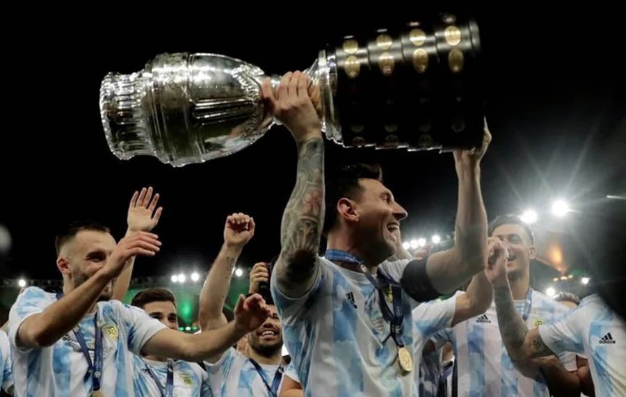 Jugadores de Argentina con la Copa América