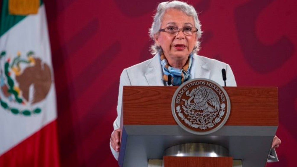 Olga Sánchez Cordero durante una conferencia