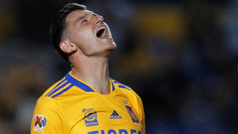 Thauvin en el duelo entre Tigres y Atlas