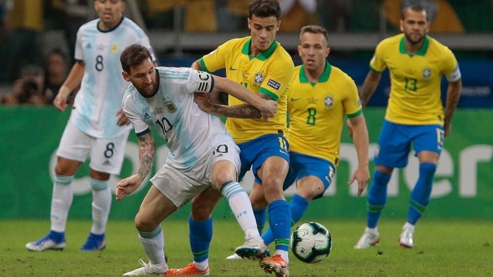 Brasil vs Argentina se jugará con mil 500 invitados