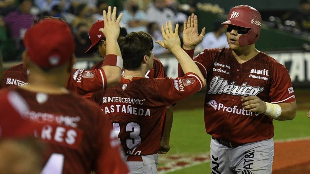 Jugadores de Diablos en festejo