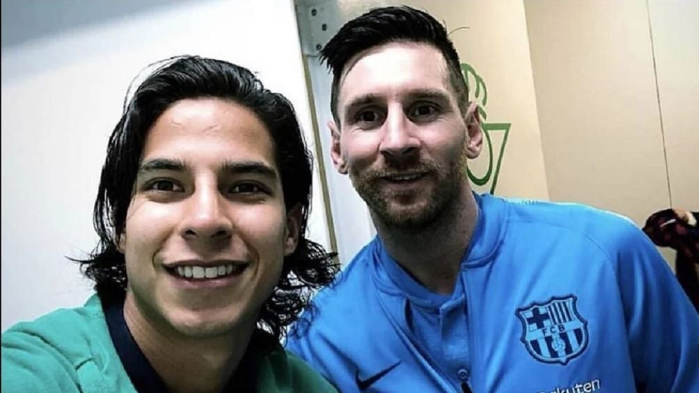 Lainez y Messi tras un partido de LaLiga