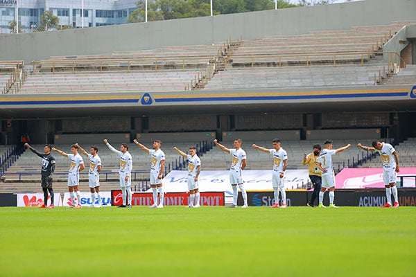 La tribuna vacía del Olímpico de CU 