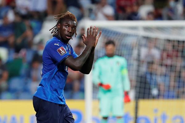 Moise Kean en festejo con Italia