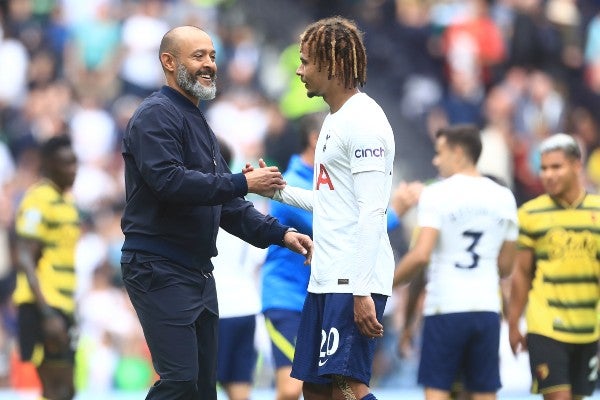 Nuno Espirito Santo en acción como técnico de los Spurs