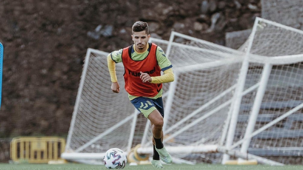 Cristian Cedrés durante un entrenamiento con Las Palmas