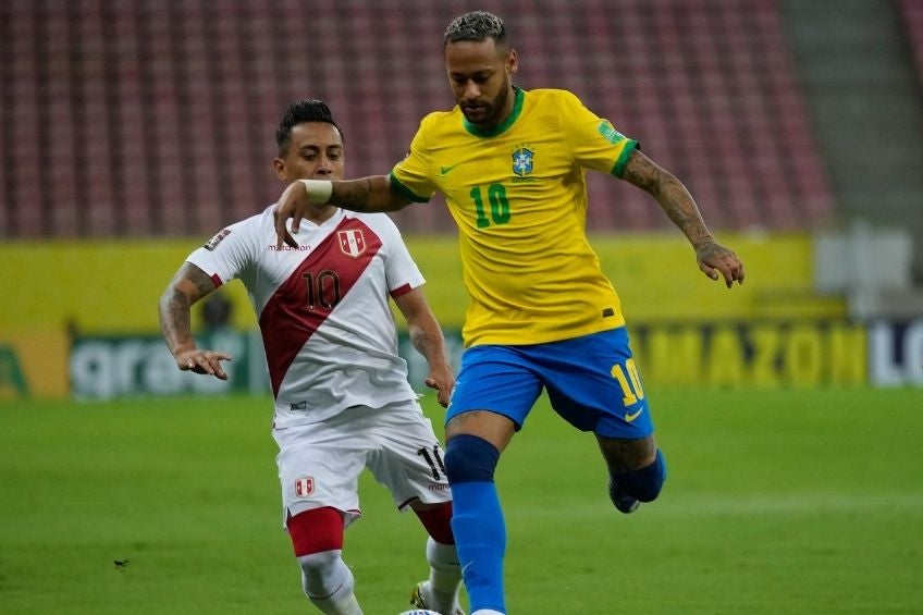 Neymar contra Perú