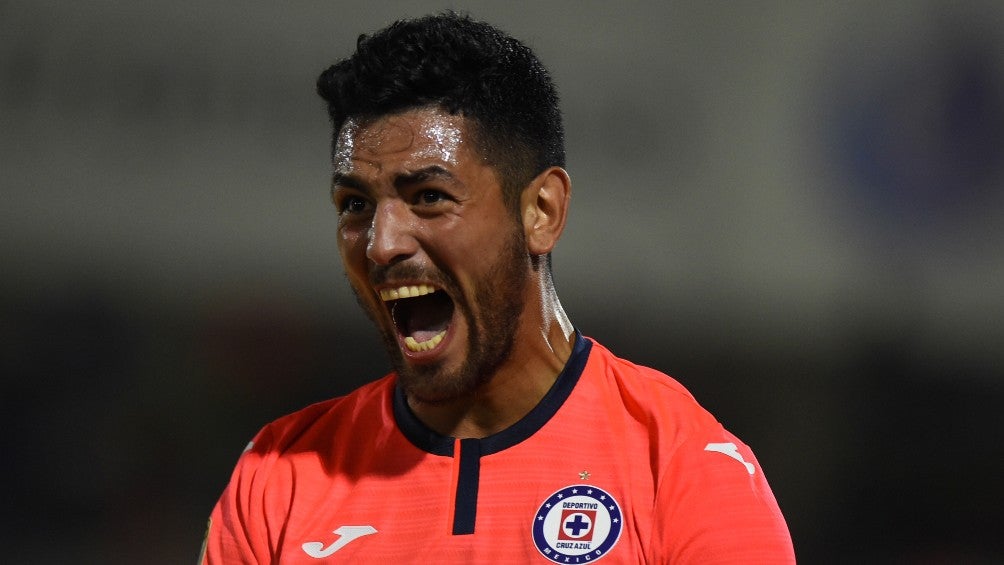 Lucas Passerini celebrando un gol ante Juárez