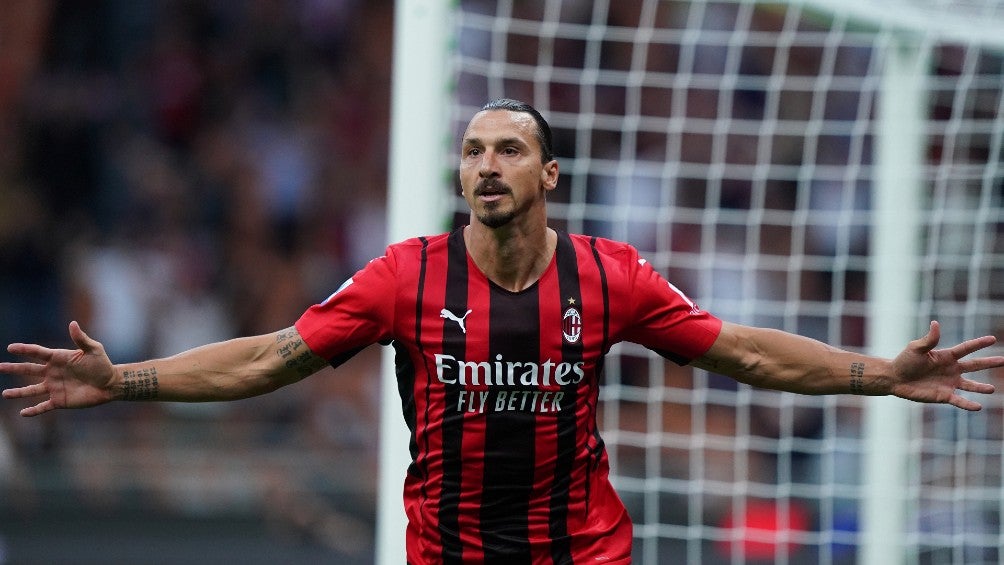 Zlatan festeja anotación con el AC Milan tras cuatro meses de baja