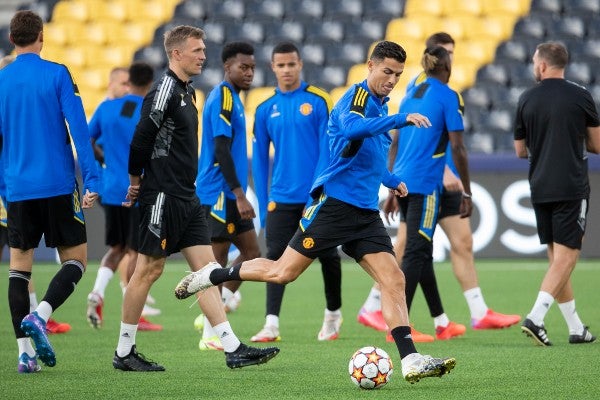 Cristiano Ronaldo en sesión de entrenamiento previo a Champions