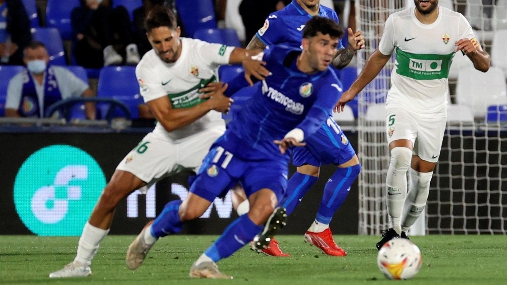 Aleña en acción ante Elche