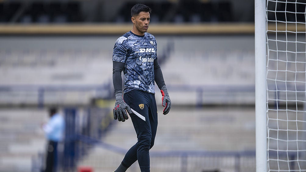 Alfredo Talavera previo a un partido de Pumas 