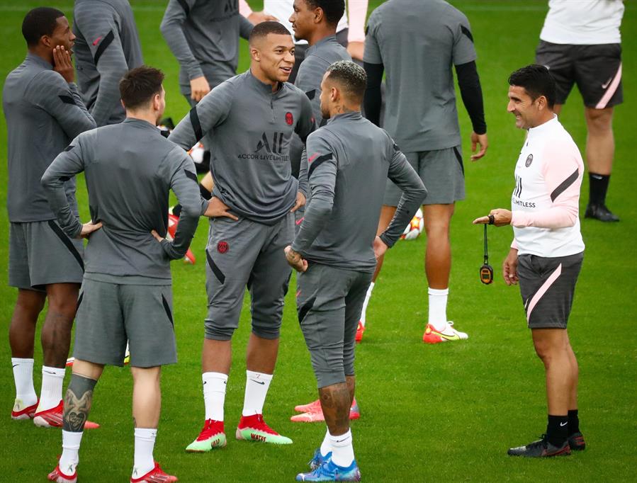 Mbappé, Messi y Neymar entrenando