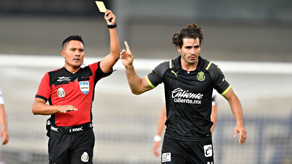 Antonio Briseño durante el partido frente a Pumas