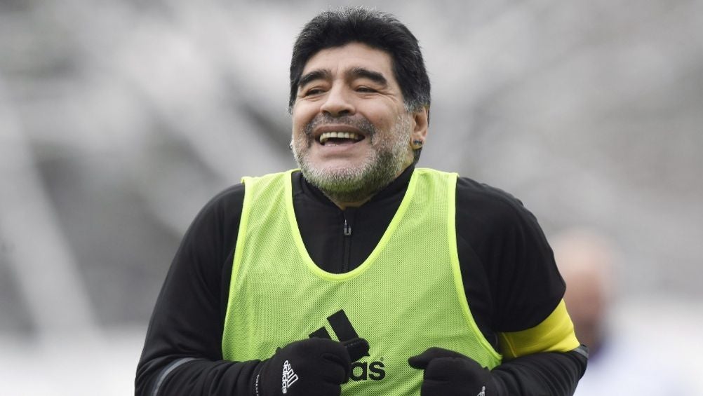 Maradona en un entrenamiento