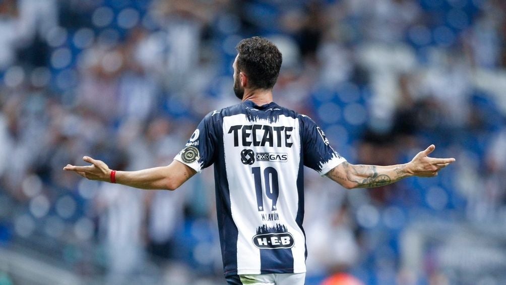 Layún con Rayados