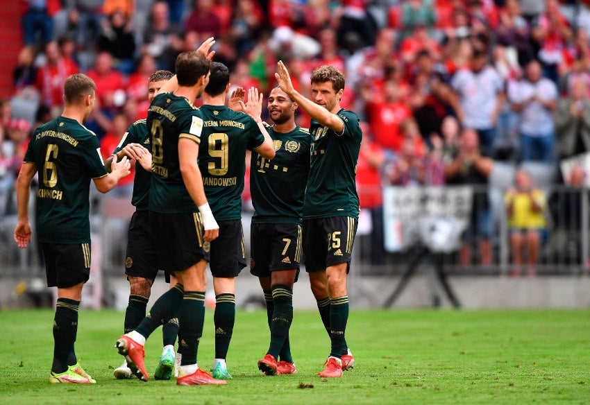 Jugadores del Bayern Munich festejando un gol a favor